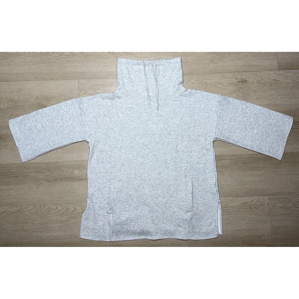 UGG Sweatshirt Gray Women’s Size XS/S Fleece Soft Pullover Drawstring Long Neck